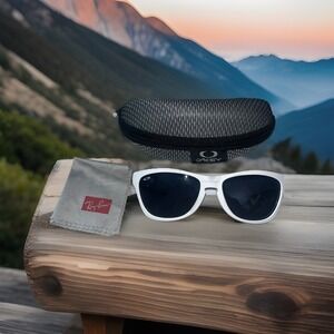 Women's Sun Glasses Clean Oakley Jupiter Sunglasses 42-228 Polished White/Grey